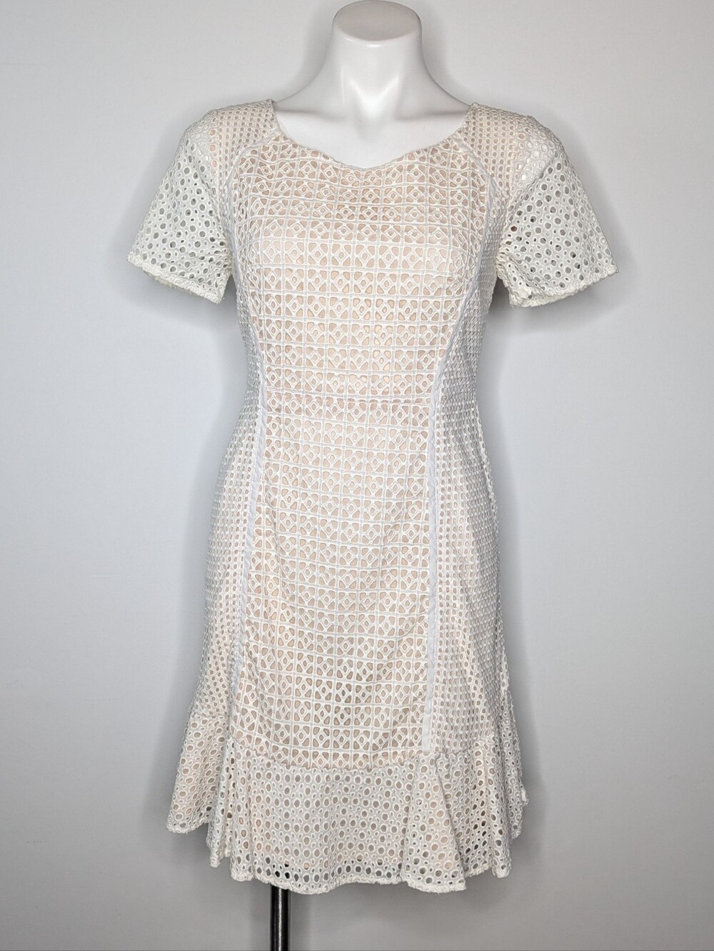 Anthro HD In Paris White Cream Eyelet Lace Short Sleeve A Line Dress 6